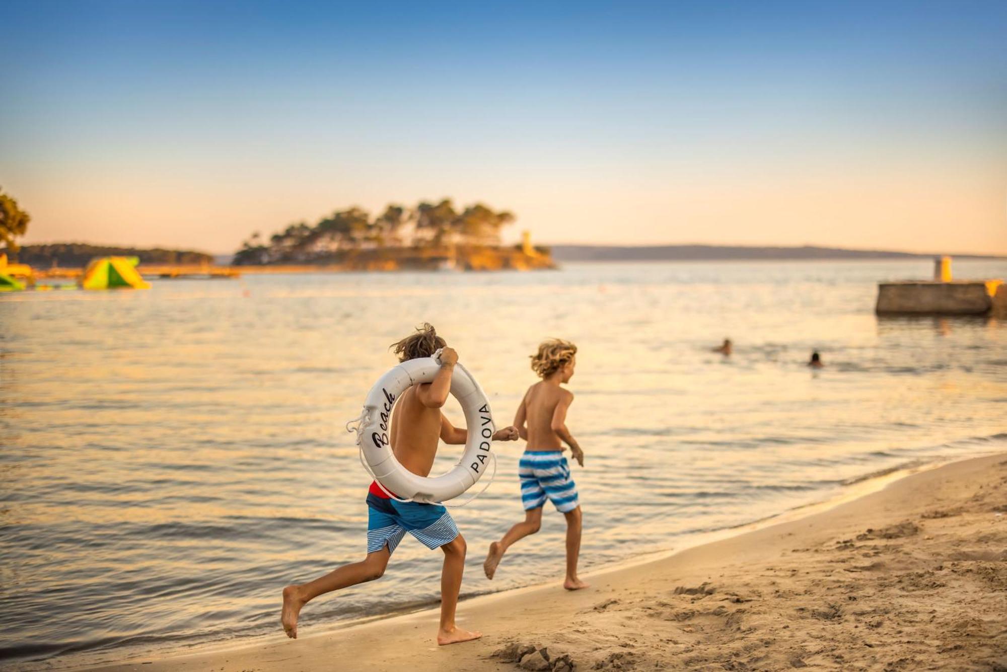 Valamar Padova Hotel Banjol Luaran gambar