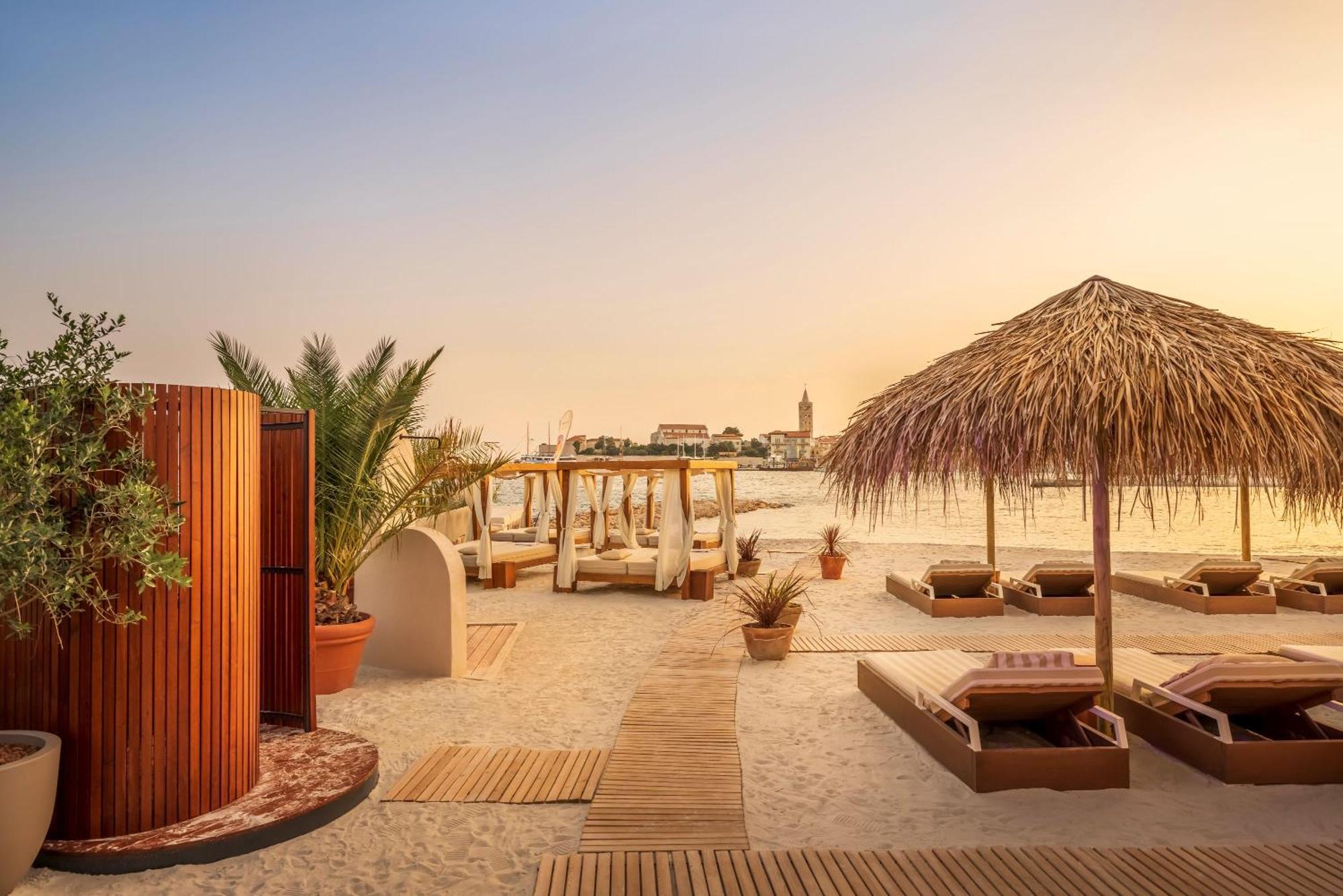 Valamar Padova Hotel Banjol Luaran gambar