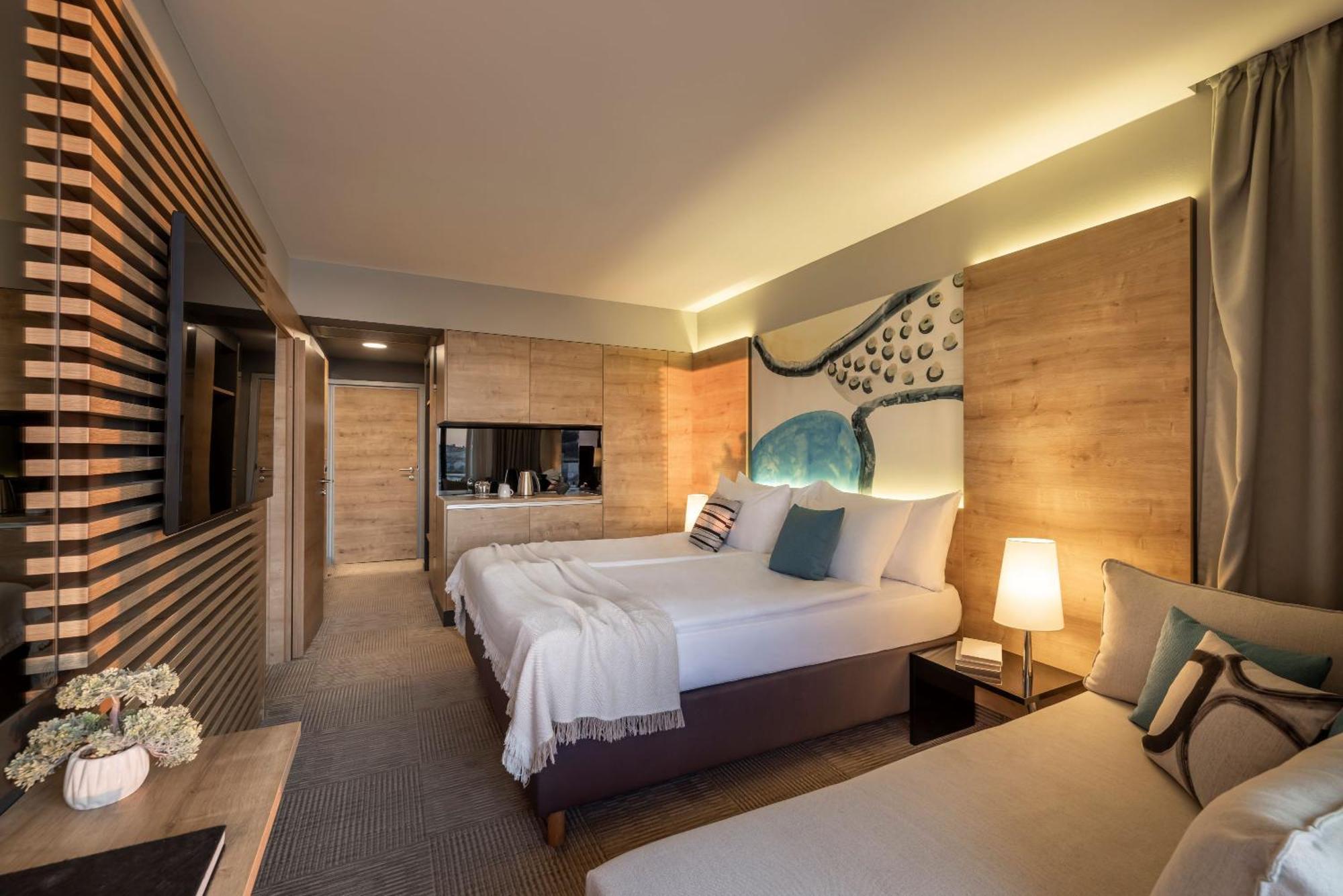 Valamar Padova Hotel Banjol Bilik gambar